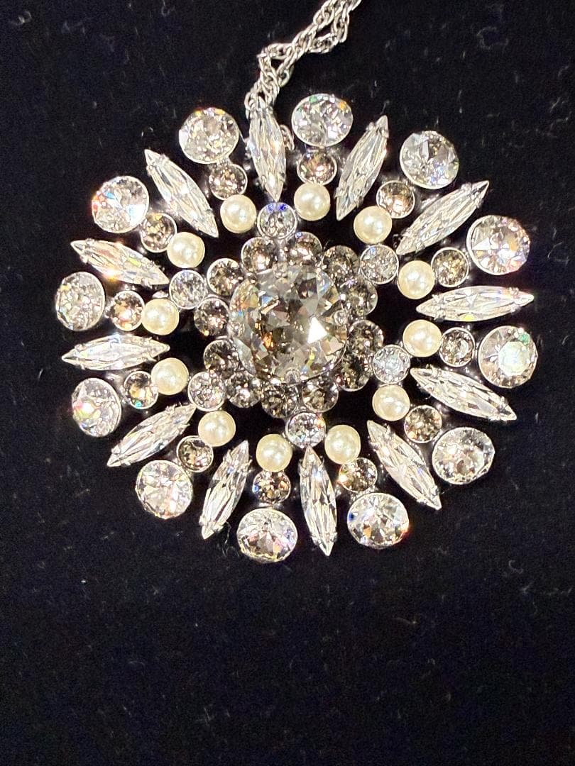 極美品★FOXEYフォクシー ブローチネックレス クリア ラインストーン パール