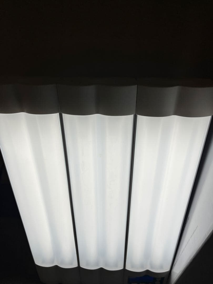 Bright Light ME+ 光療法デバイス