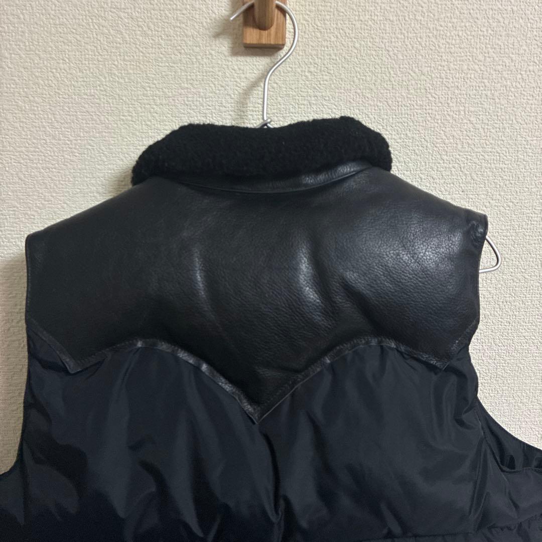 ロッキーマウンテンフェザーベッド ビームス ダウンベスト ブラック 40