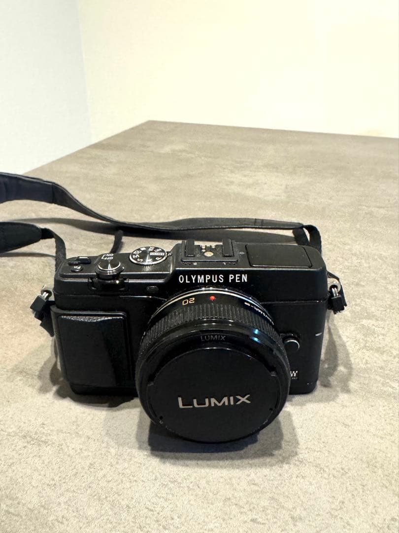 OLYMPUS PEN EP-5キットレンズ、LUMIXレンズ付き