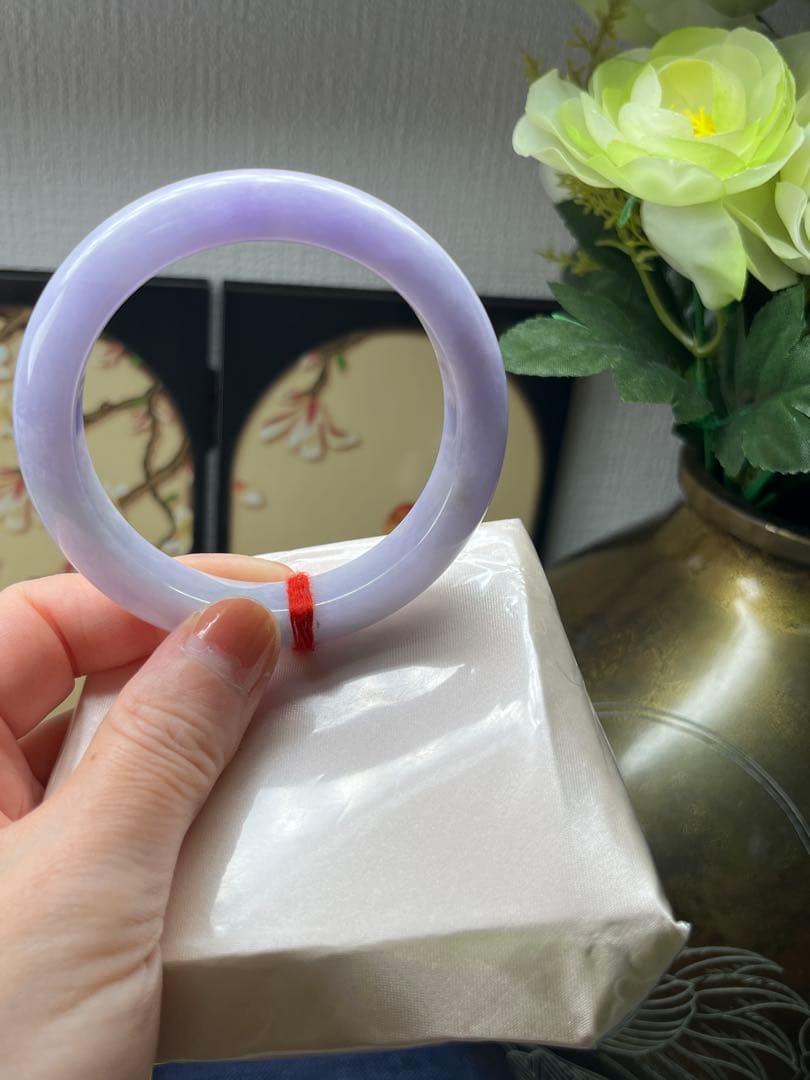 コレクションレベル‼️高級品、最高峰色濃いラベンダー翡翠バングル　鑑定書付き