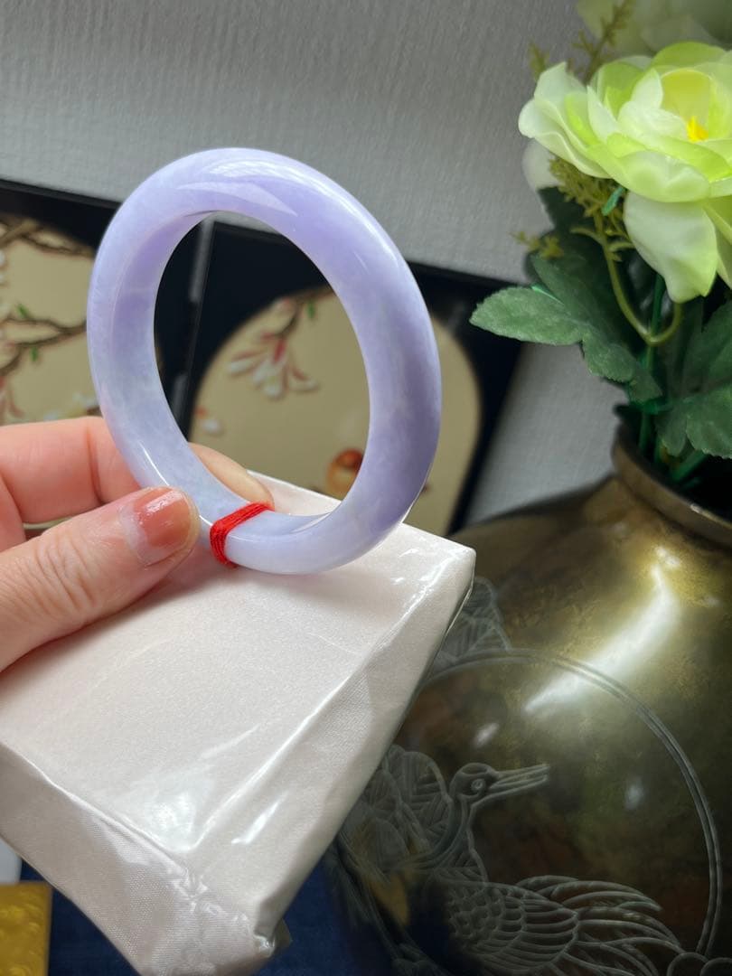 コレクションレベル‼️高級品、最高峰色濃いラベンダー翡翠バングル　鑑定書付き