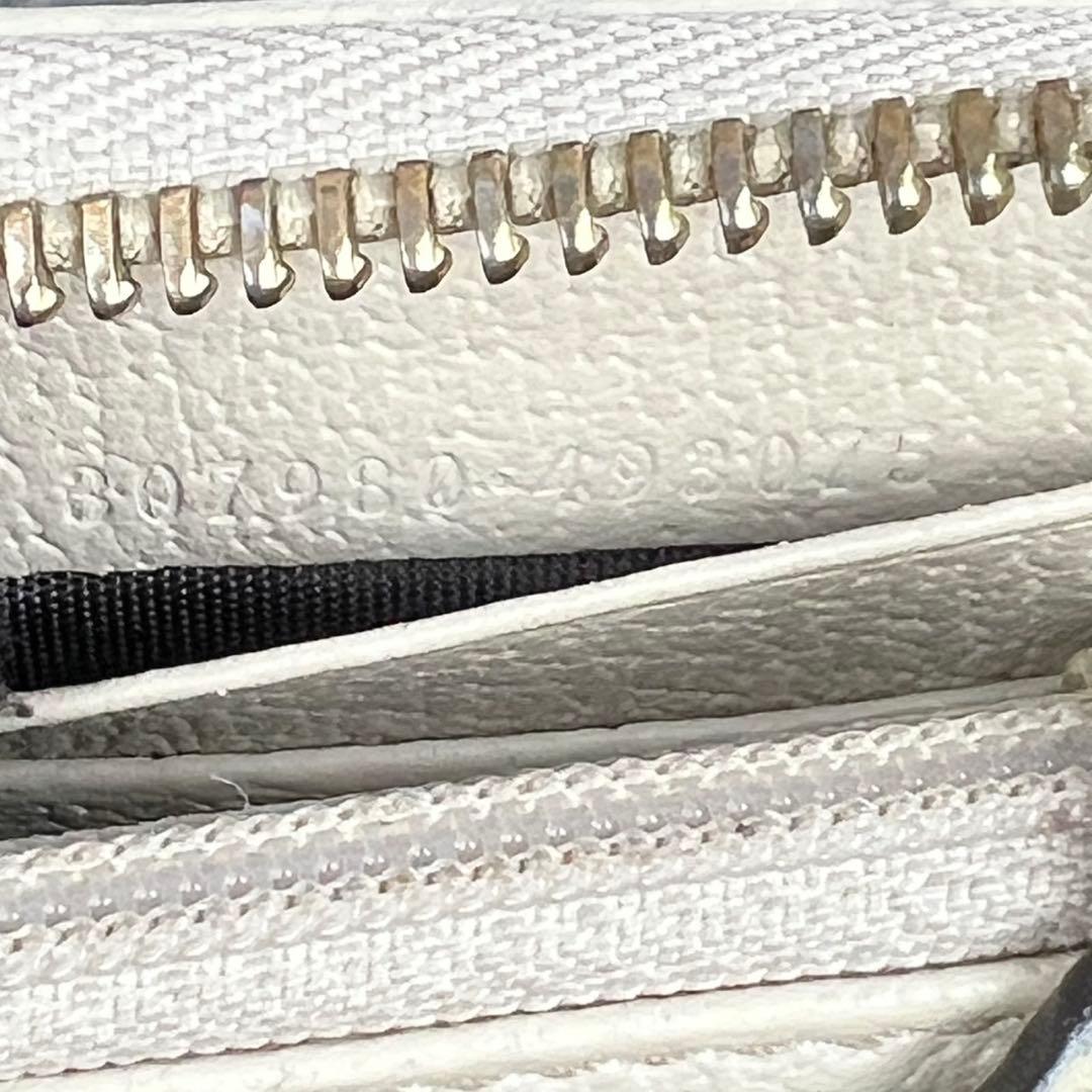 GUCCI GGキャンバス ラウンドファスナー長財布 プレート