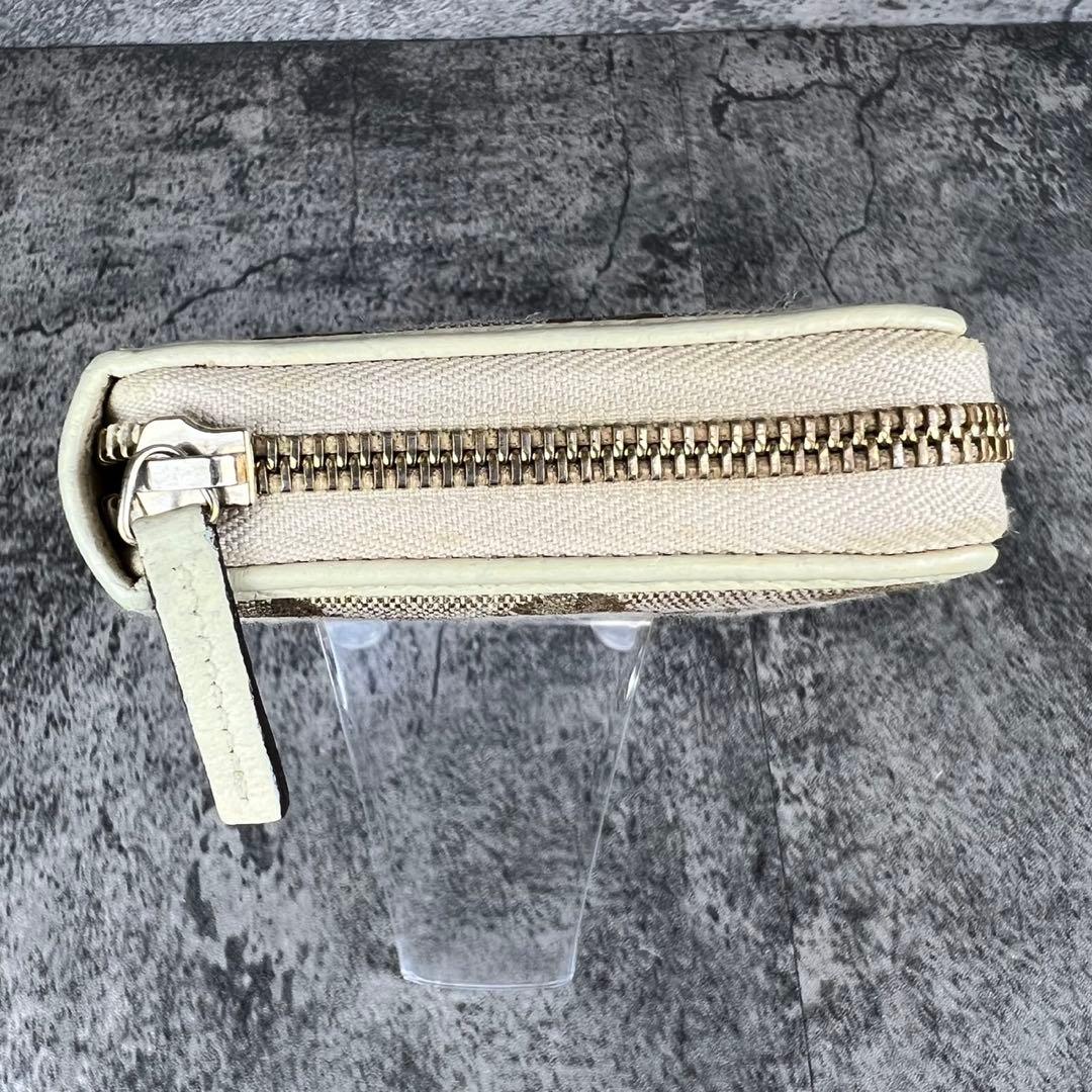 GUCCI GGキャンバス ラウンドファスナー長財布 プレート