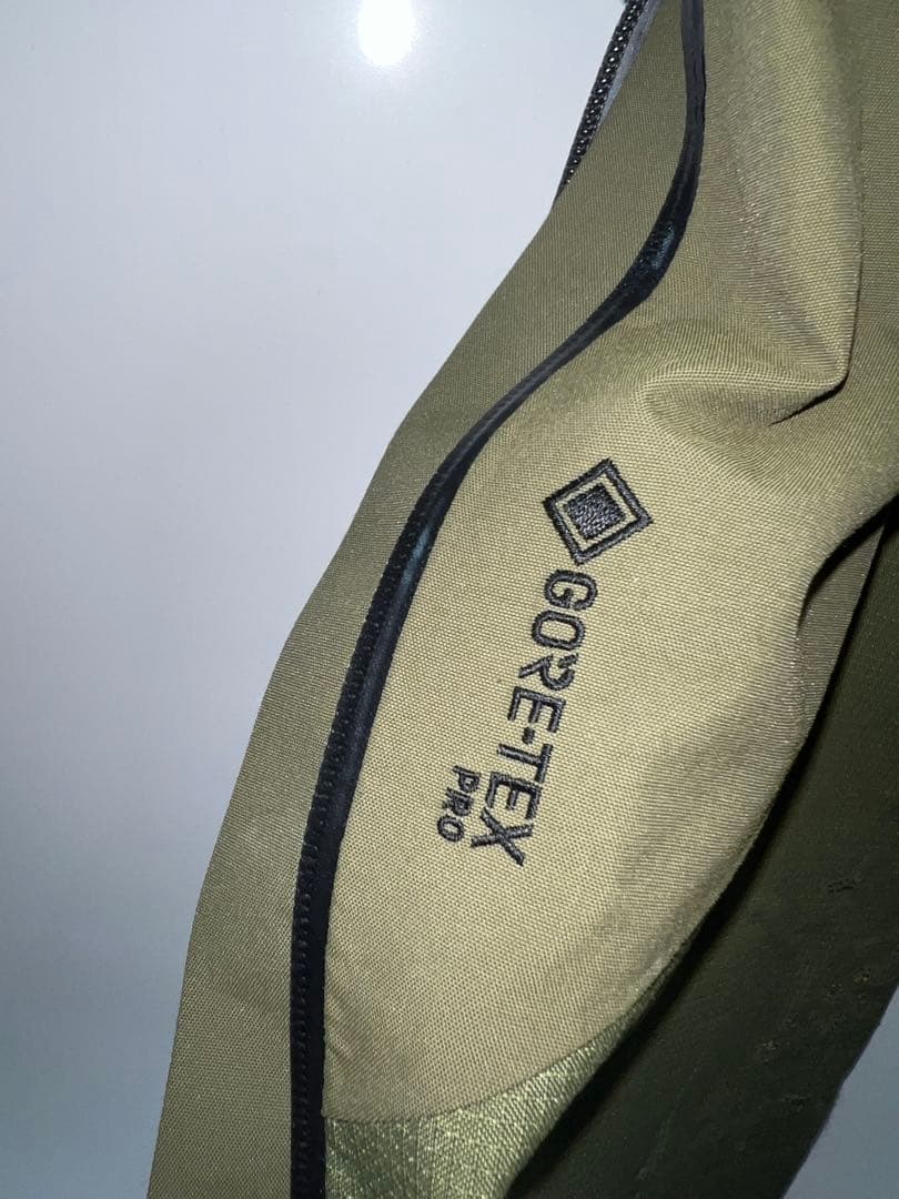 ノローナ norrona lofoten goretex pro pants