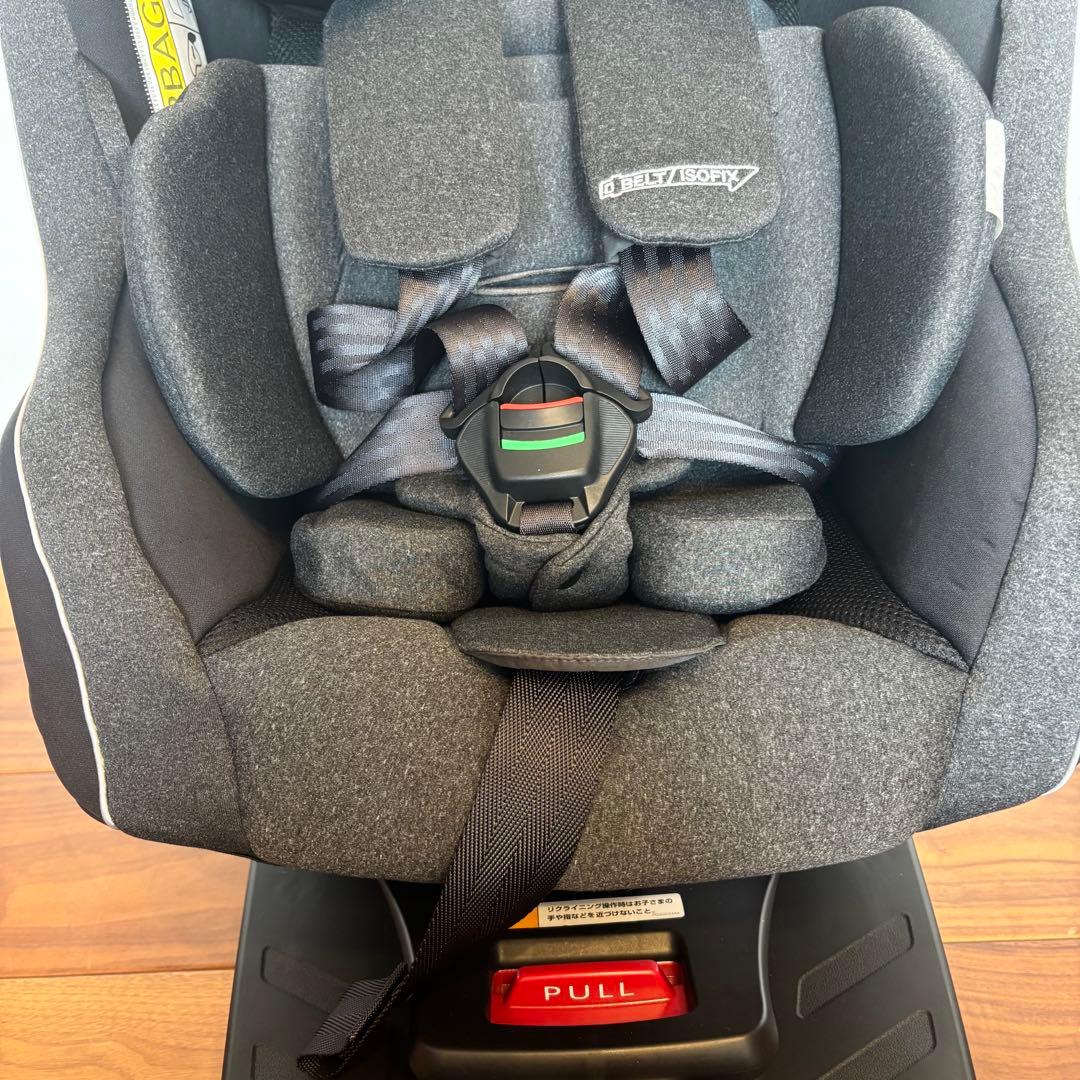 未使用級 アップリカ クルリラライト ISOFIX 回転式 新生児対応
