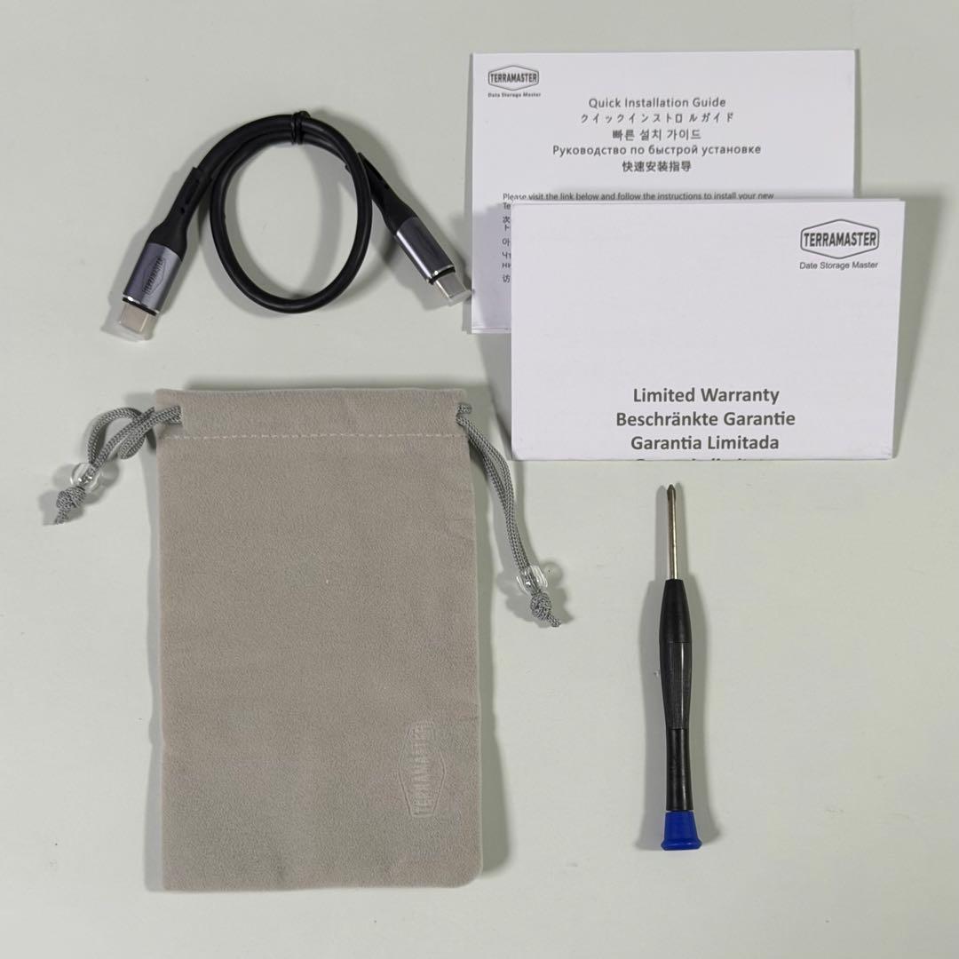 TerraMaster D1 SSD Plus ポータブルSSDエンクロージャー