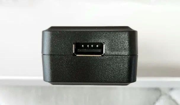 kksmart ポータブルモニター 13.3インチ