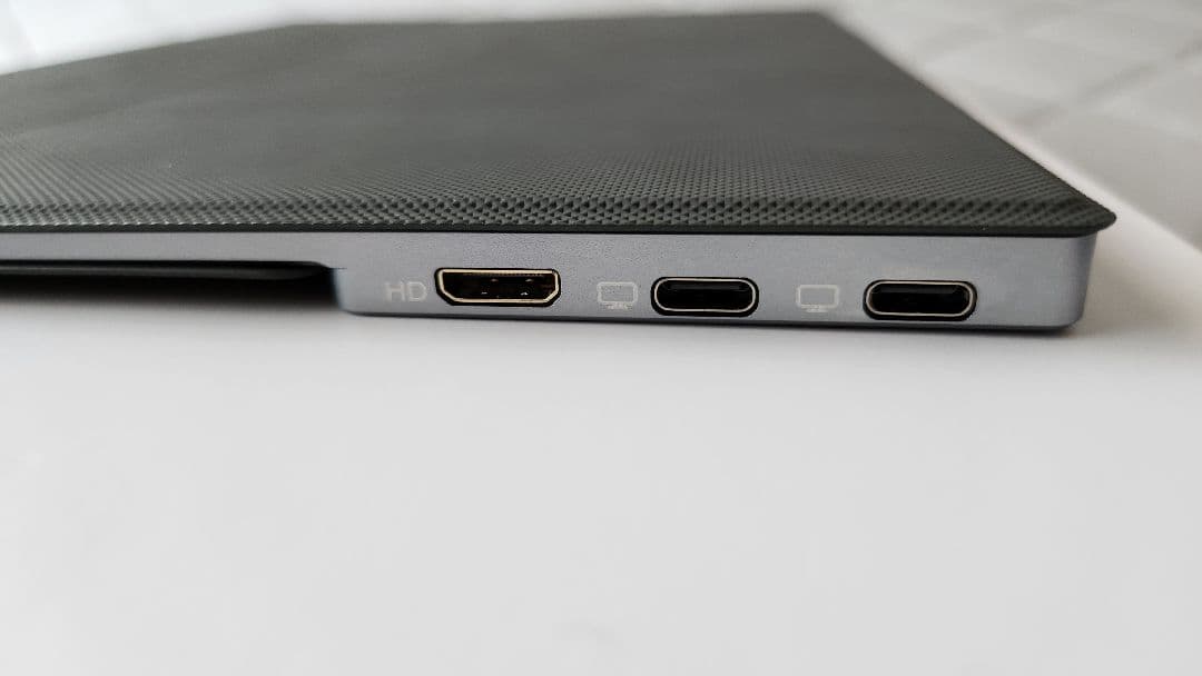 kksmart ポータブルモニター 13.3インチ