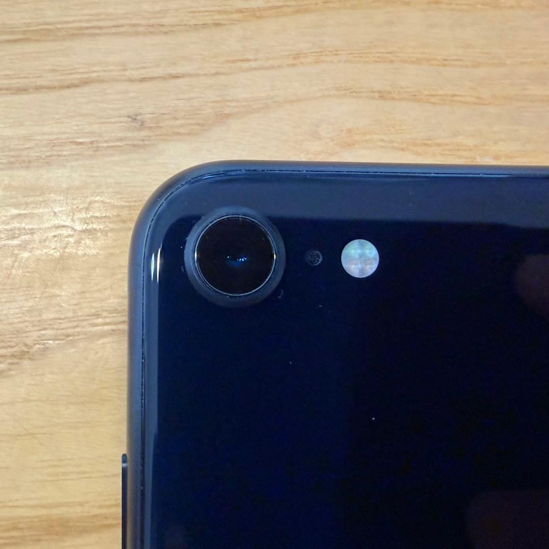 iPhone SE 第3世代　ミッドナイト 64GB バッテリー最大容量97%