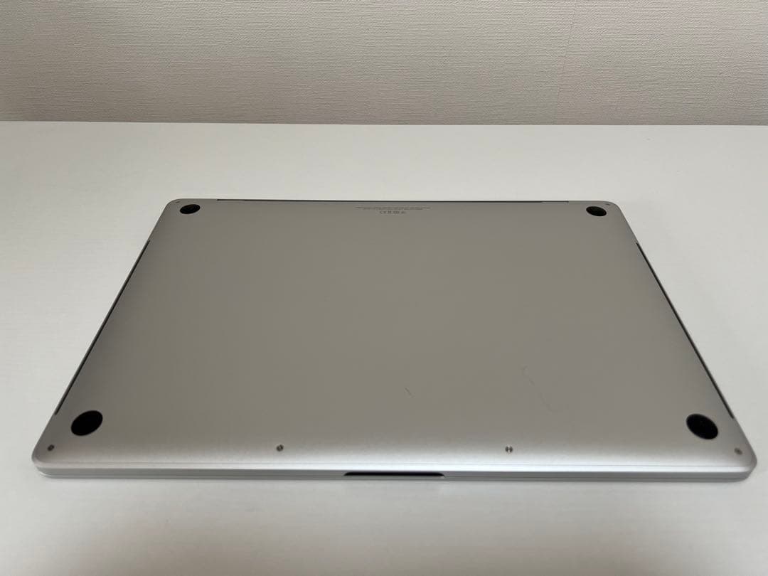 Apple MacBook Pro 2019 16インチ i7