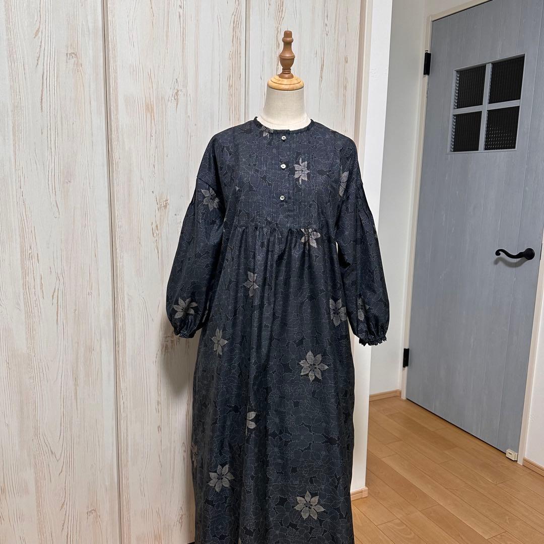 着物リメイク 大島紬(7マルキ)から前ボタンのヨーク切り替えAラインワンピース