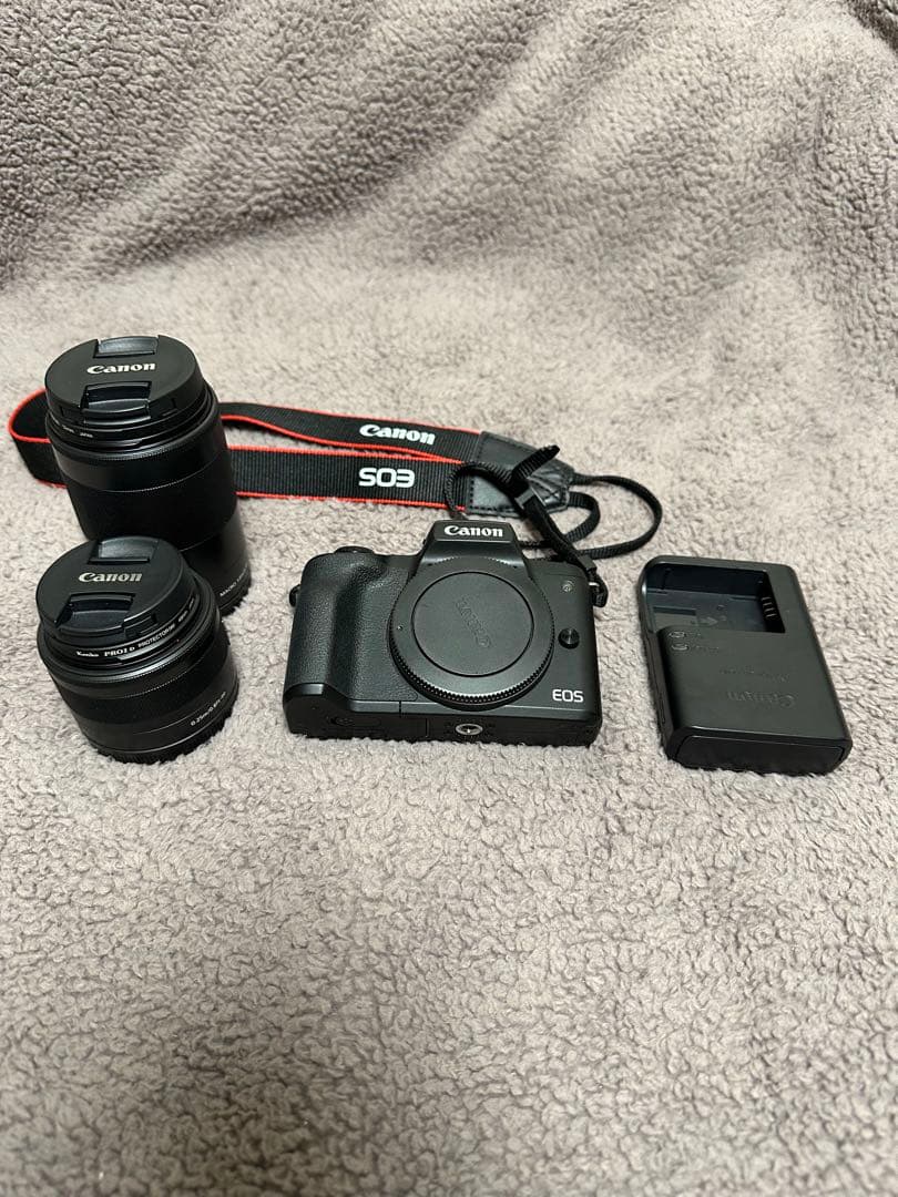 Canon EOS KissM2 一眼カメラ　ミラーレス　箱、説明書付き
