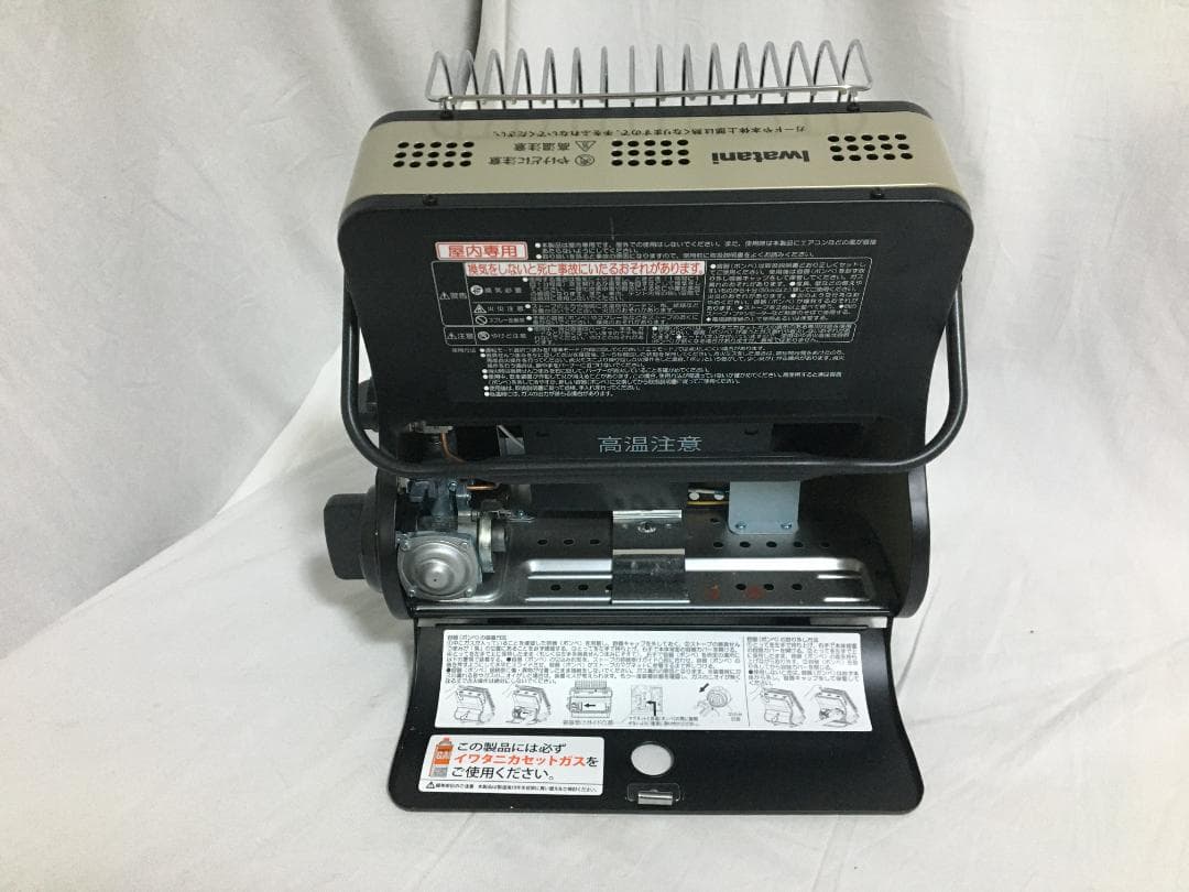 【未使用】イワタニ カセットガスストーブ ポータブルタイプ CB-CGS-PTB