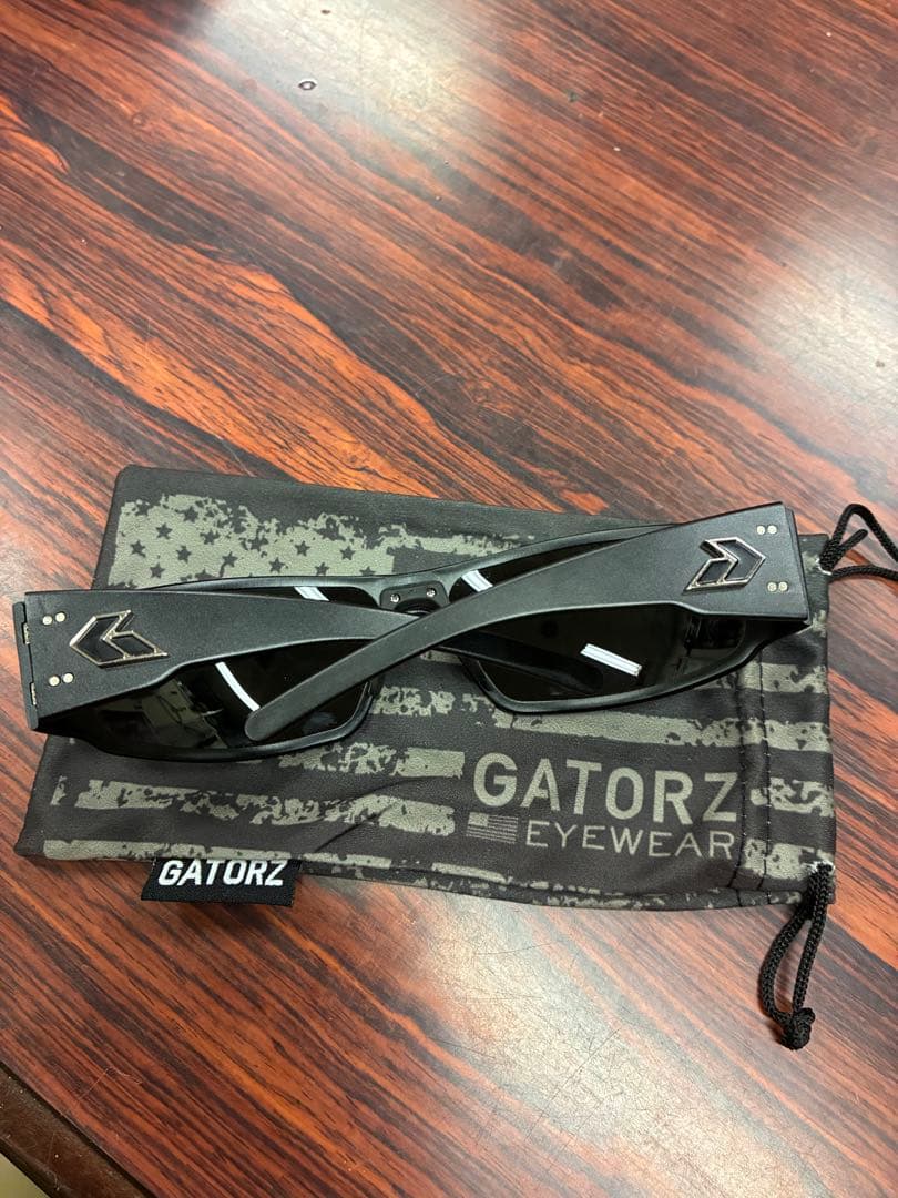 GATORZ サングラス 1/25限定価格