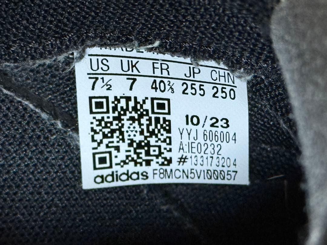 ウェア adidas VELOSAMBA MADE WITH NATURE 25.5