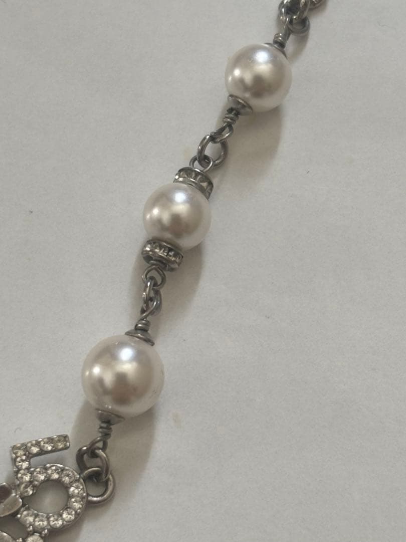 み*き様 「貴重・確実正規品・美品」CHANEL No.5シリーズパールネックレ