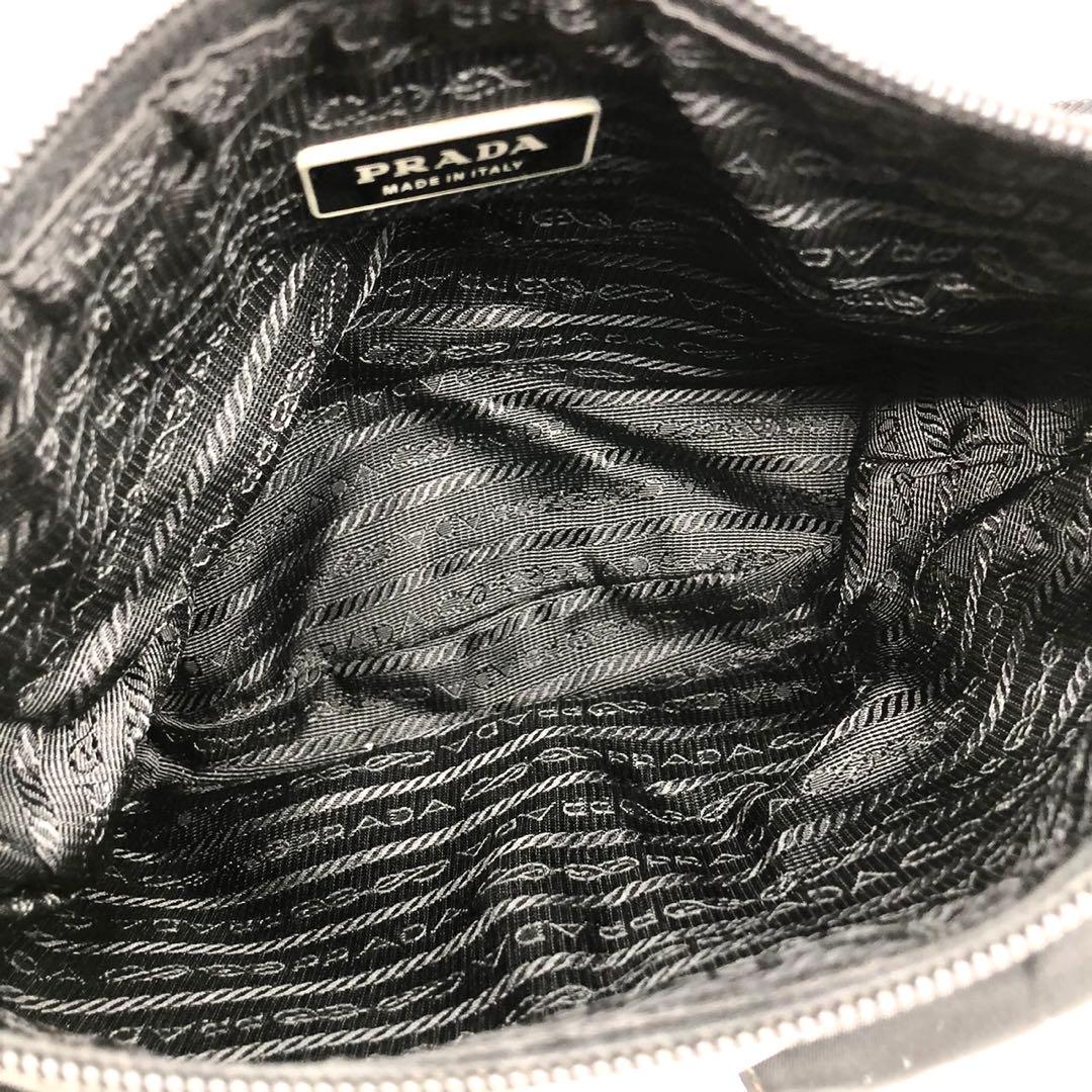 プラダ ウエストバッグ 三角ロゴプレート ベルト ナイロン レザー BM0010