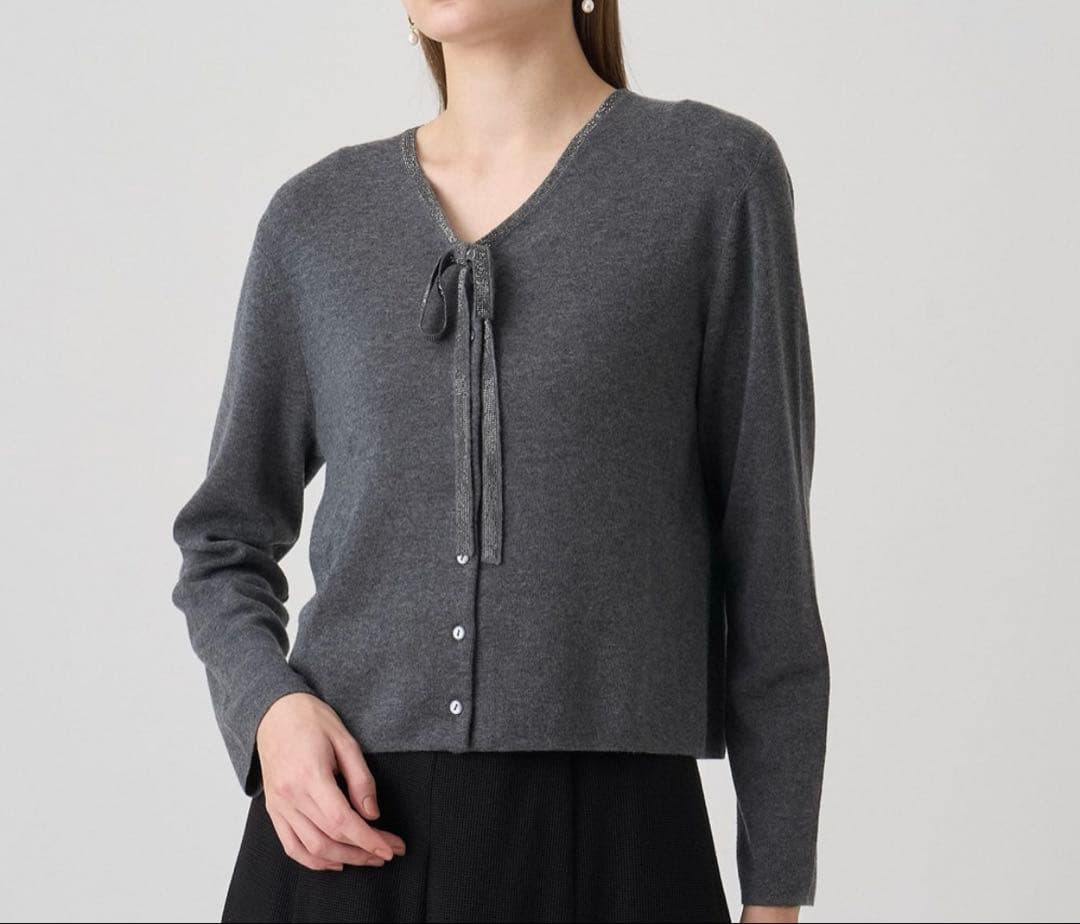 ANAYI 2025年 ステップビジューVネックカーディガン チャコールグレイ