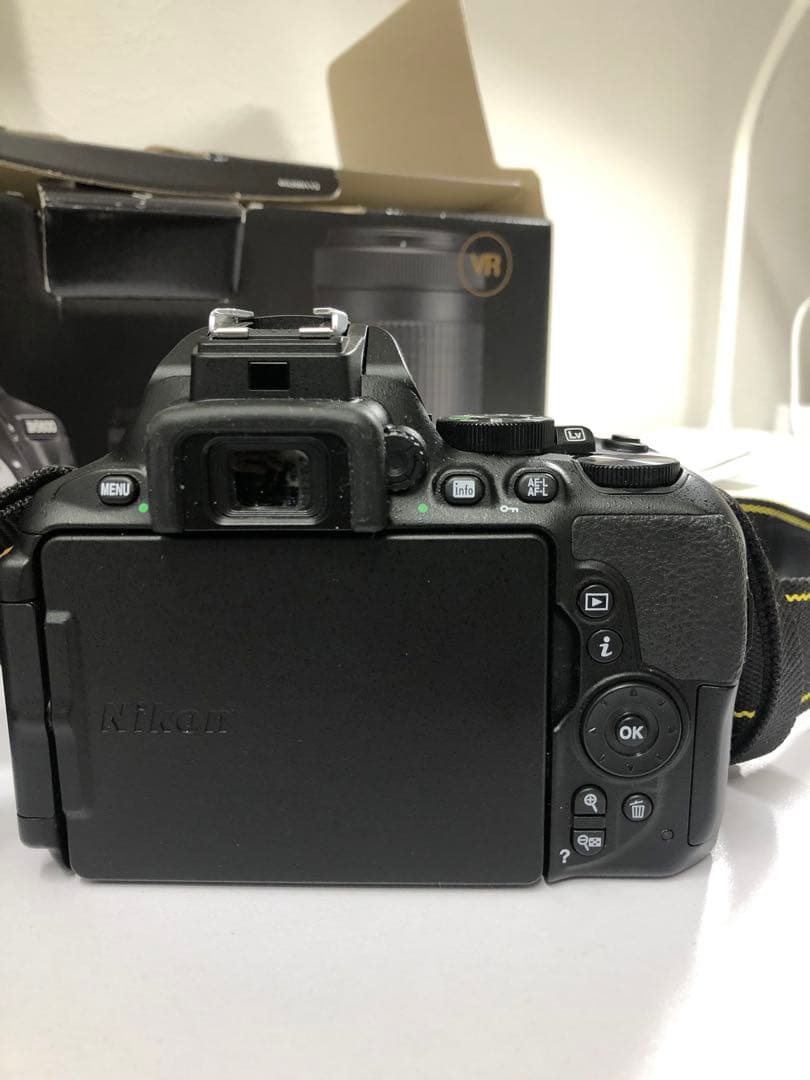 Nikon D5600 VR ダブルズームキット
