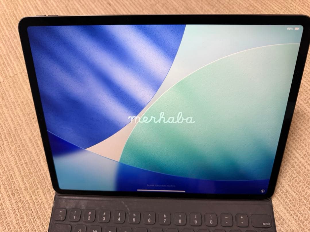 iPad pro 12.9 第3世代 64GB キーボードfolio付き