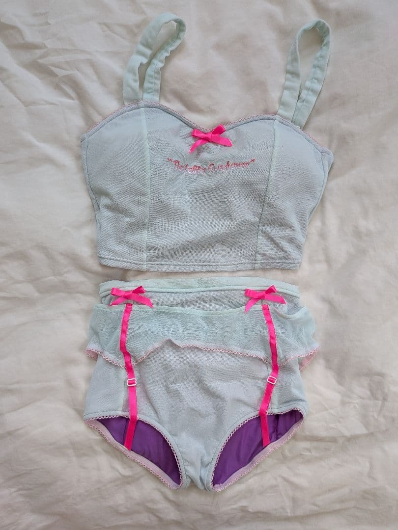 Vargas × GUACAMOLE スイムウェア 水色