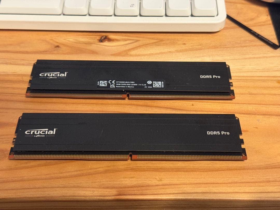 Crucial PRO DDR5 16GBX2枚