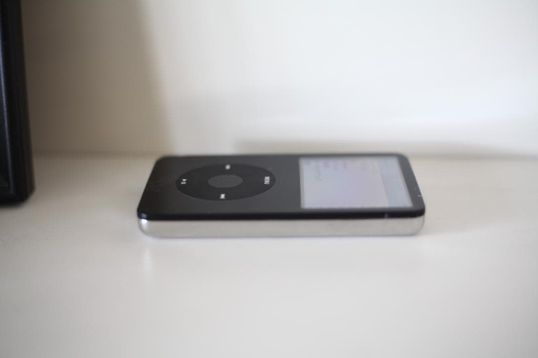 iPod classic 第5世代 バッテリー新品 完動　美品 A1136