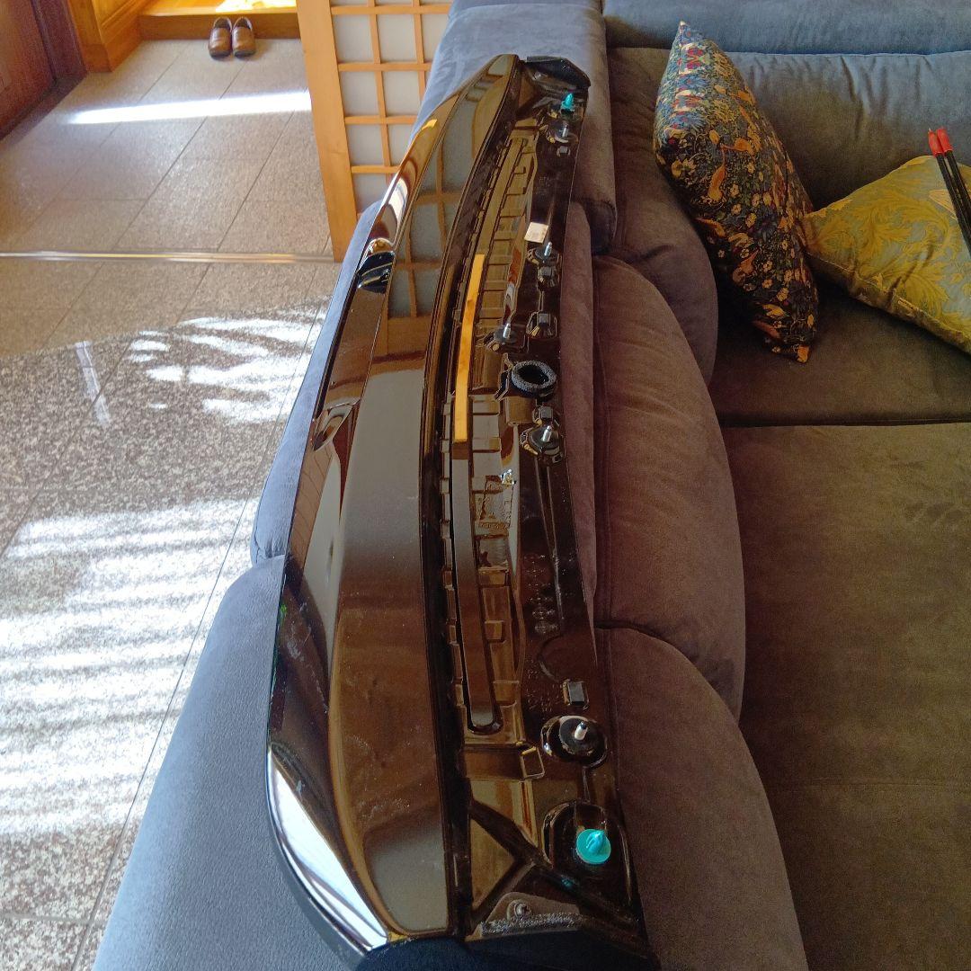 ３０プリウス 純正リアスポイラー