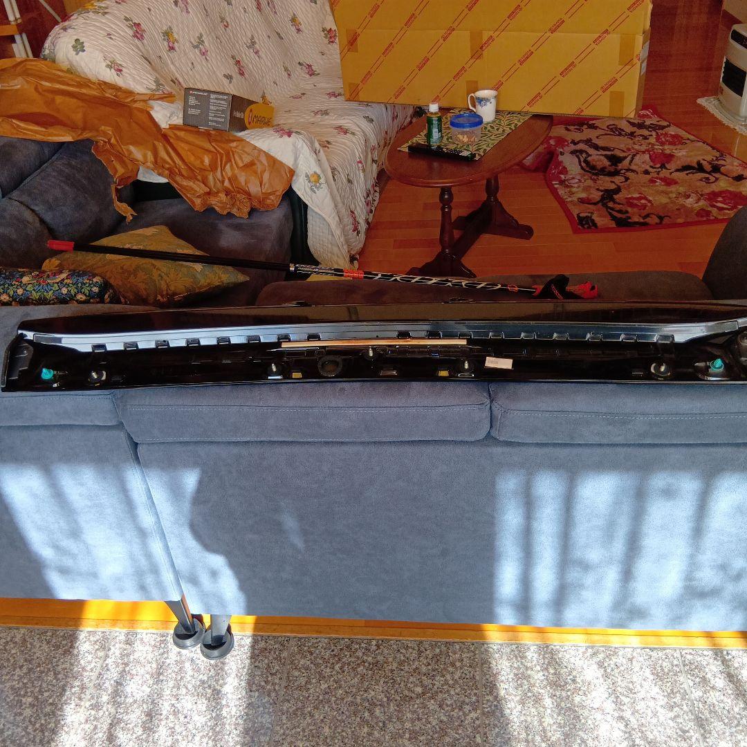 ３０プリウス 純正リアスポイラー