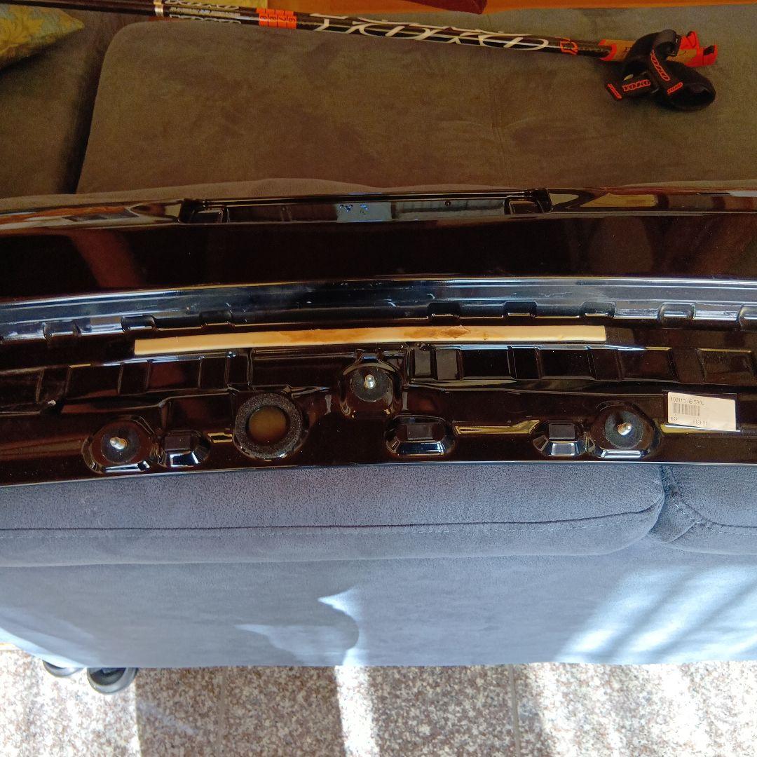 ３０プリウス 純正リアスポイラー