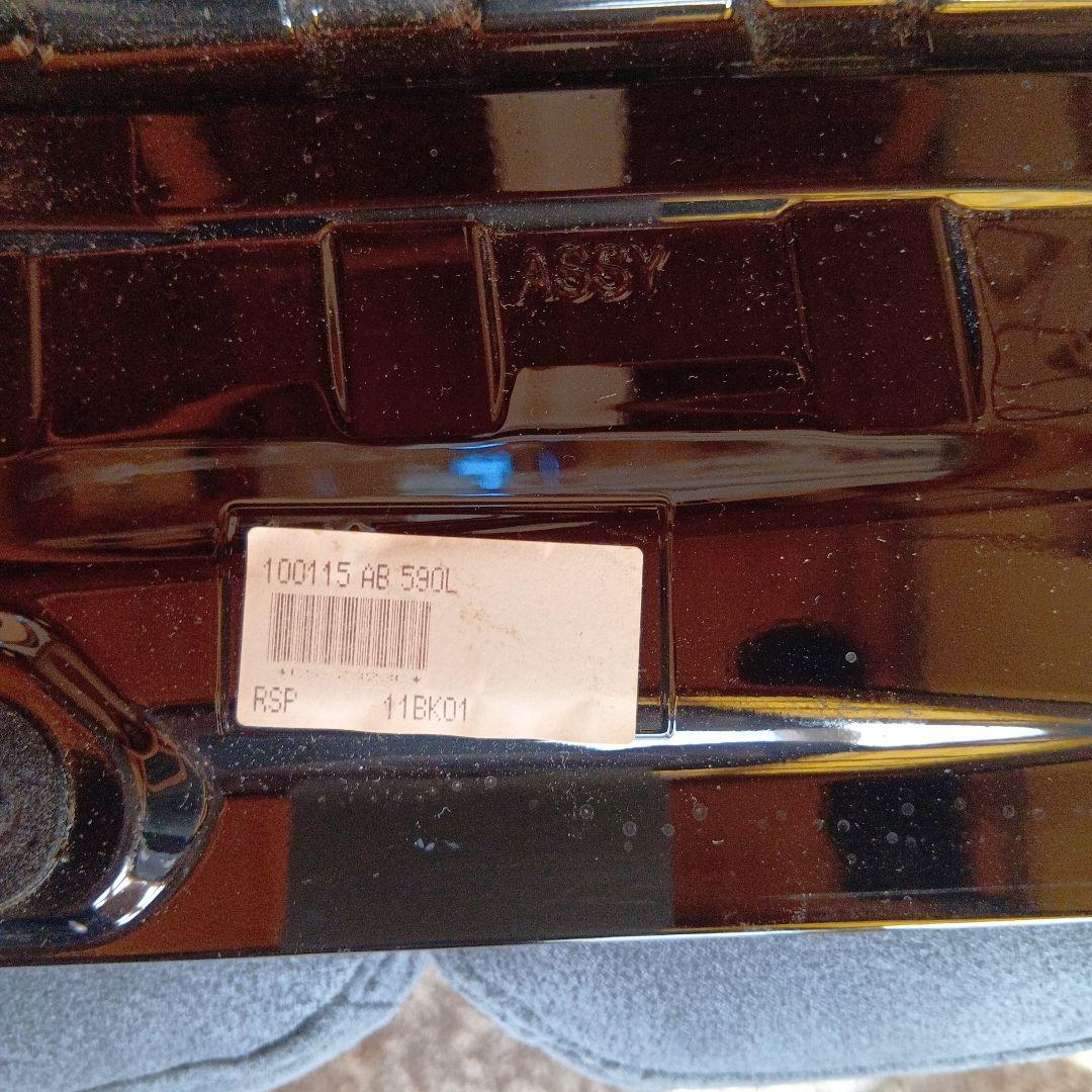 ３０プリウス 純正リアスポイラー