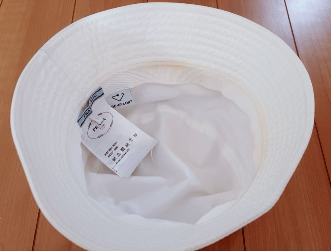 PRADA プラダ RE-NYLON 三角プレート バケットハット sizeL