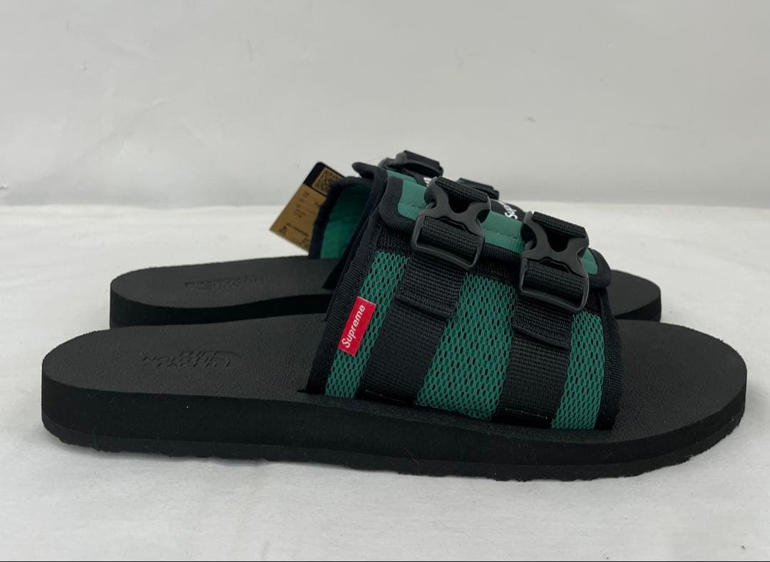 knmen150-0269 Svpreme×THENORTHFACE サンダル