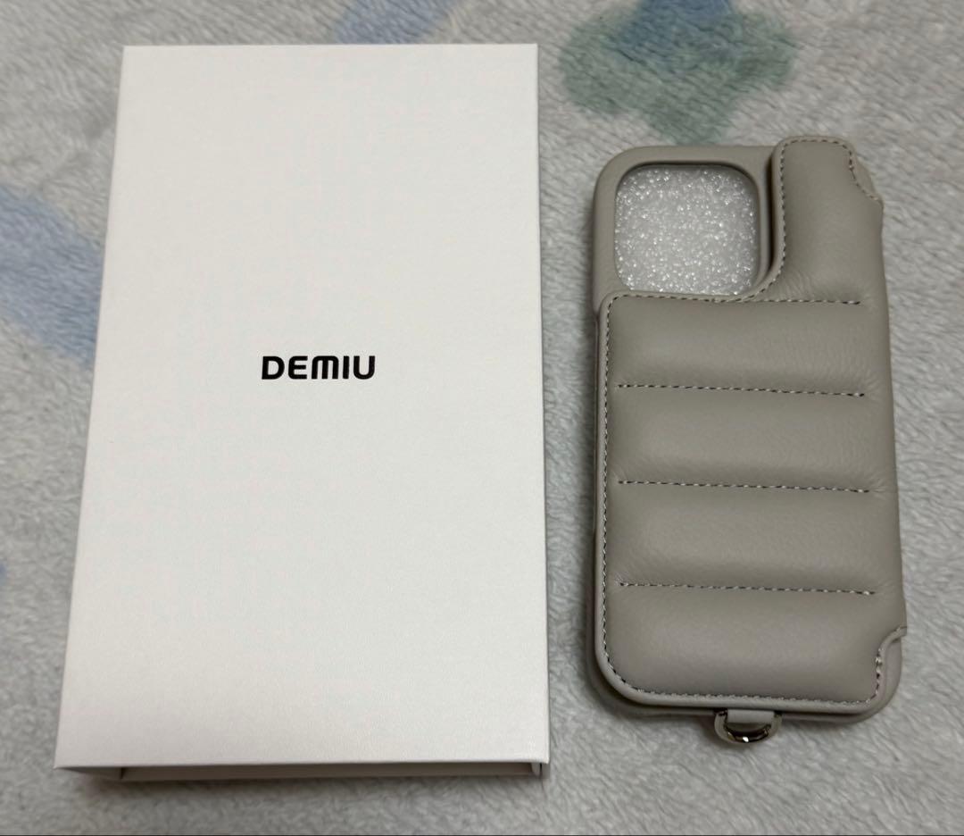 【新品未使用】DEMIU BALLON iPhone16pro パール
