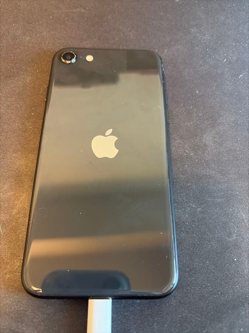 iPhone SE（第2世代）64GB ブラック
