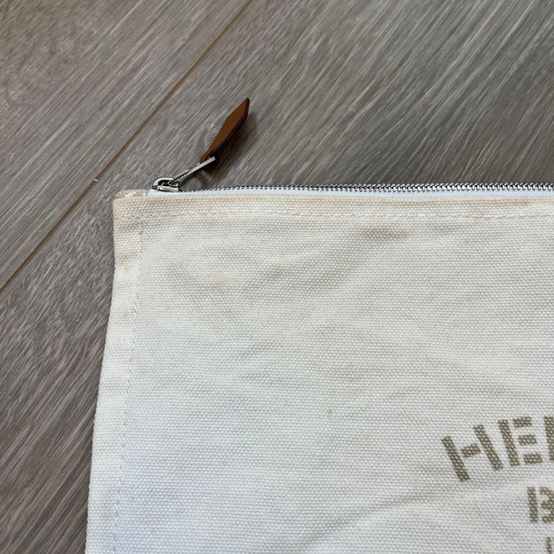 HERMES Bain ホワイトクラッチバッグ