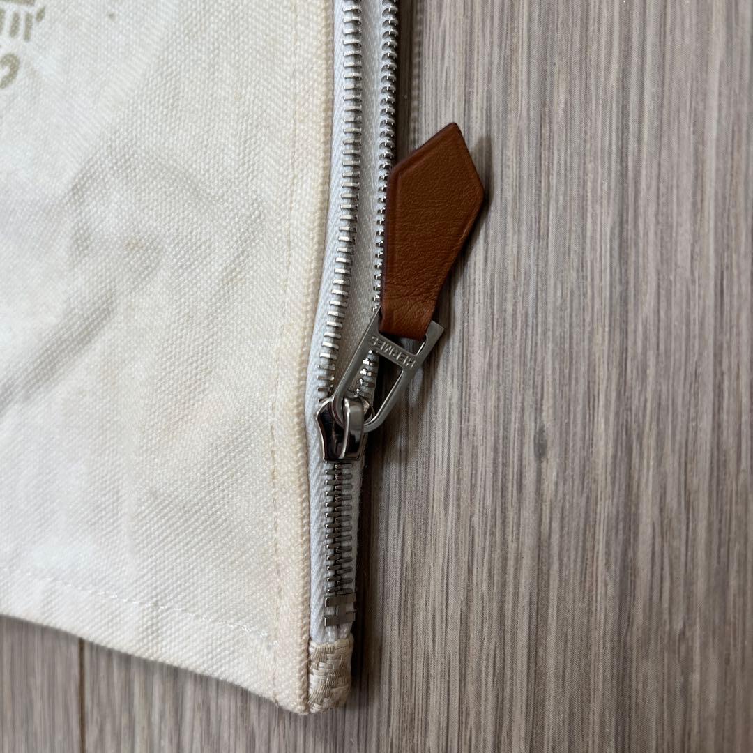 HERMES Bain ホワイトクラッチバッグ