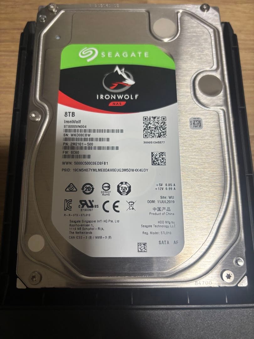 NAS UGREEN 2ベイ　HDD8TB、SSD2TB付　DXP2800