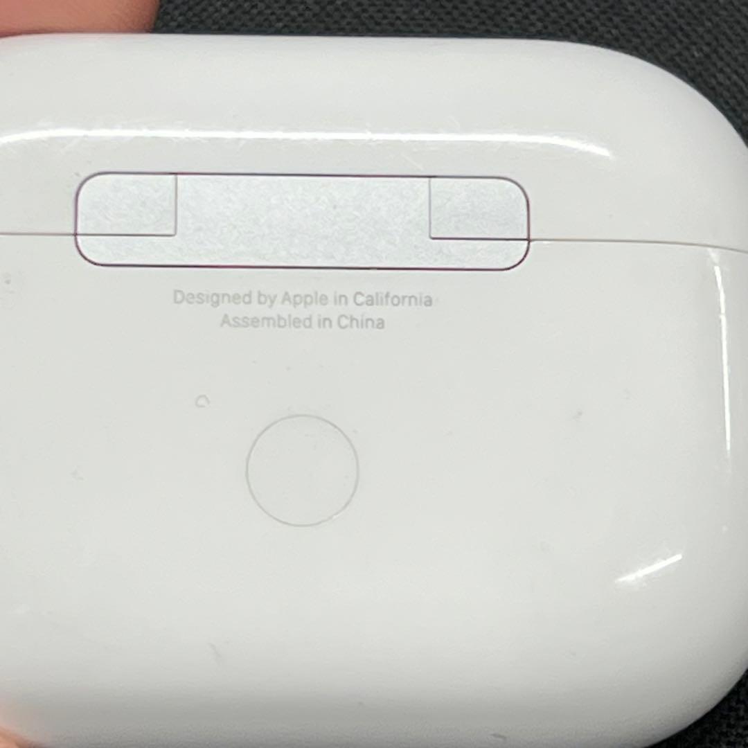 k*n様 he【used】AirPods Pro エアポッツプロ　A2698