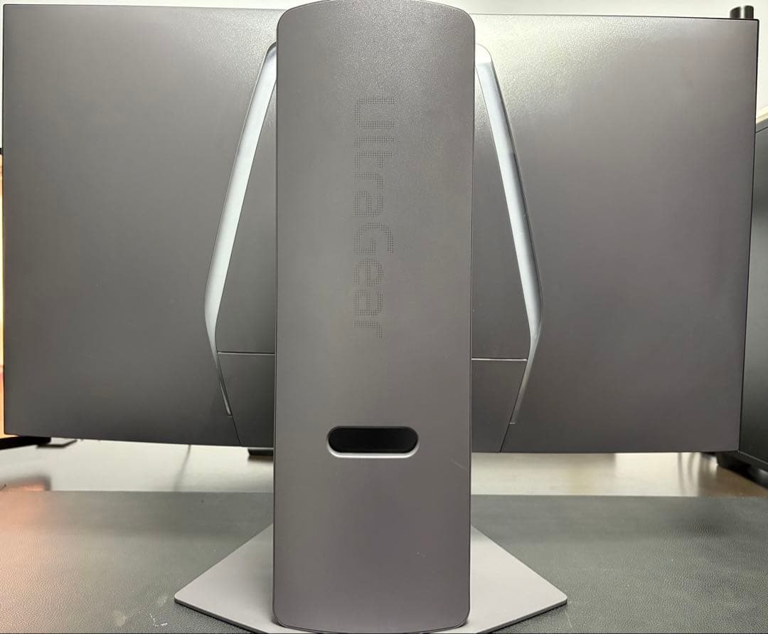 LG UltraGear モニター 本体