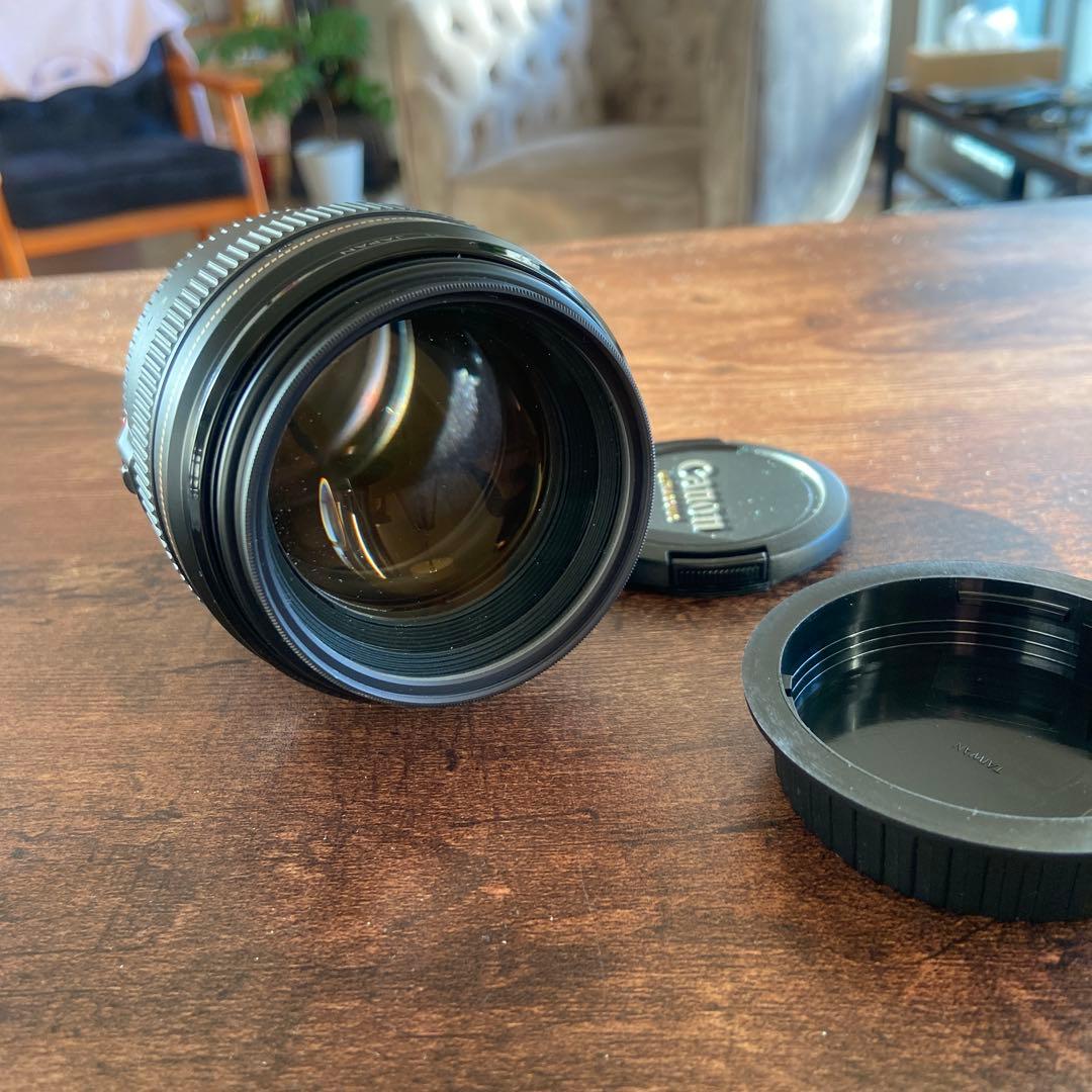 Canon EF 85mm f/1.8 レンズ