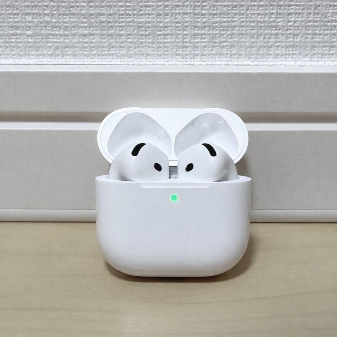 Apple AirPods 4 アクティブノイズキャンセリング搭載