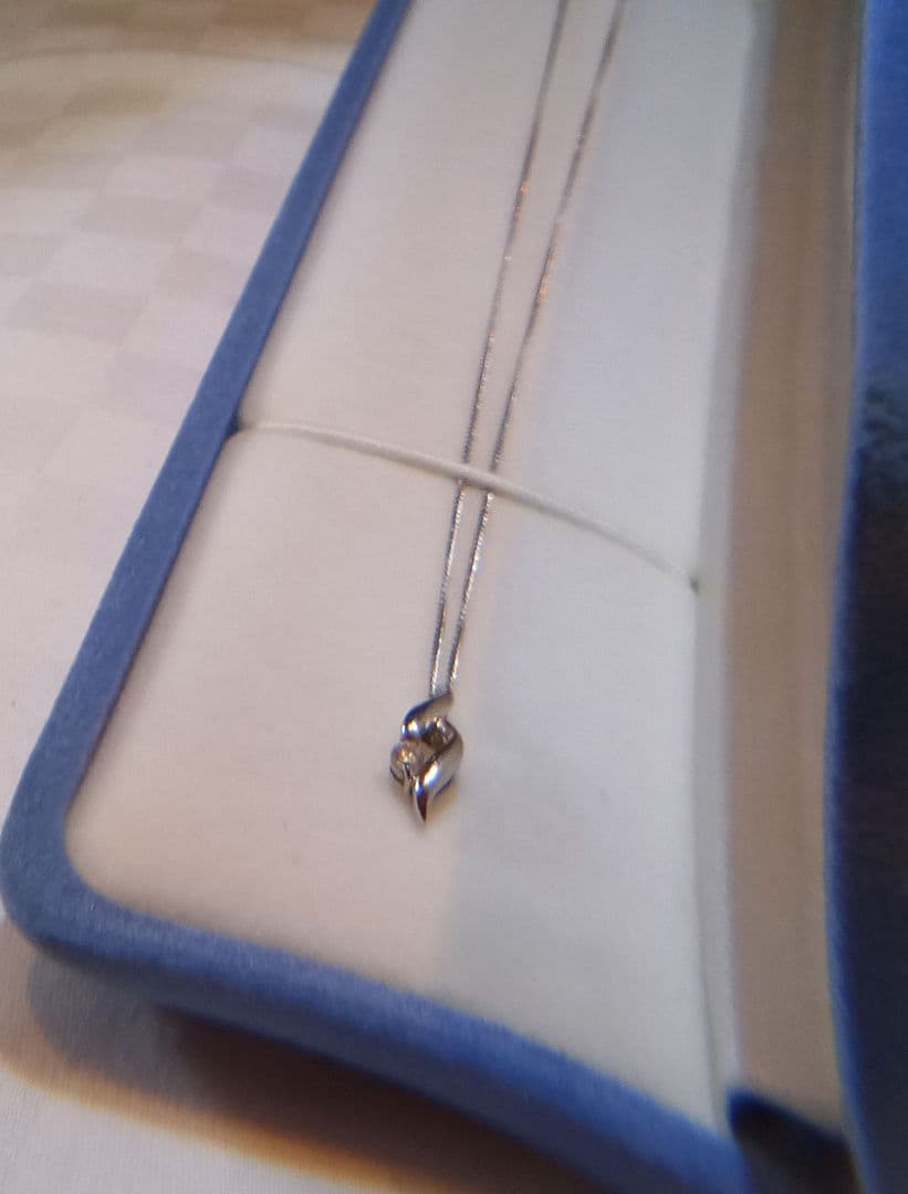 プラチナ ペンダントネックレス ダイヤモンド