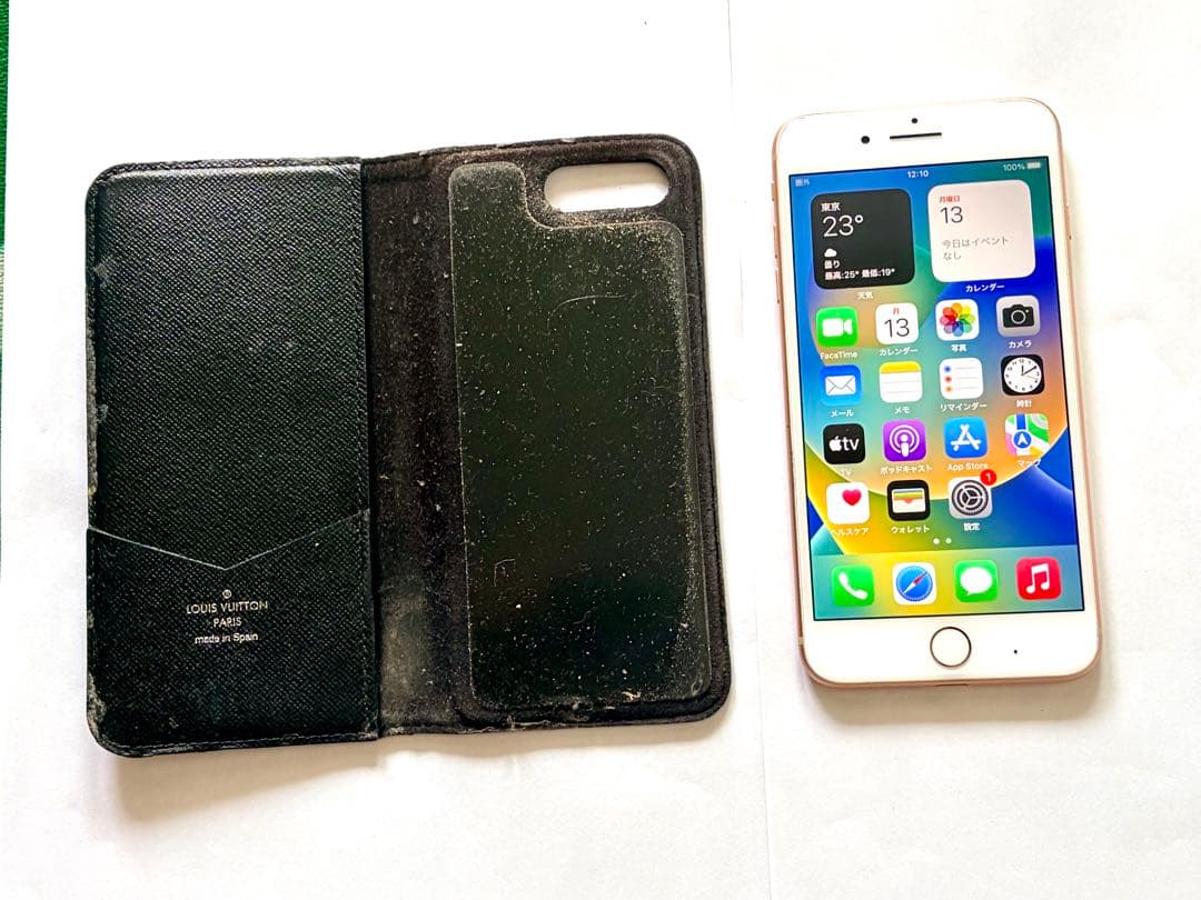 値下げ　iPhone 8 Plus Louis Vuittonケース付き