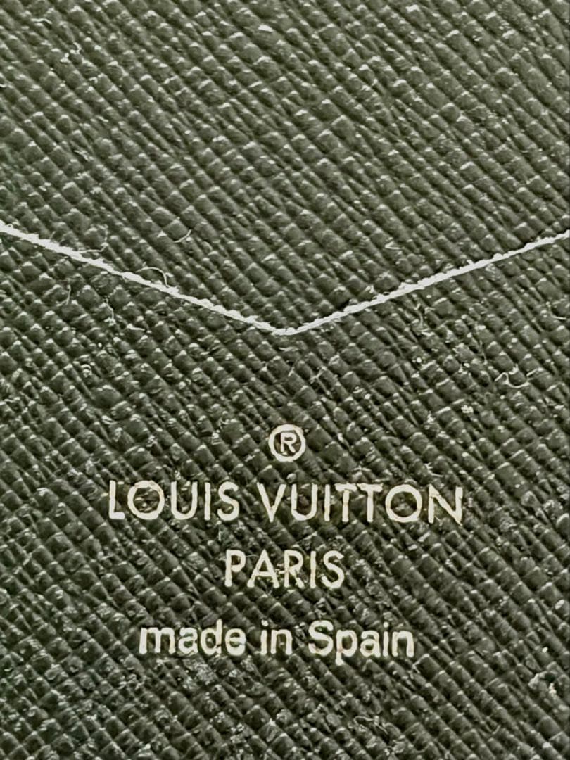 値下げ　iPhone 8 Plus Louis Vuittonケース付き