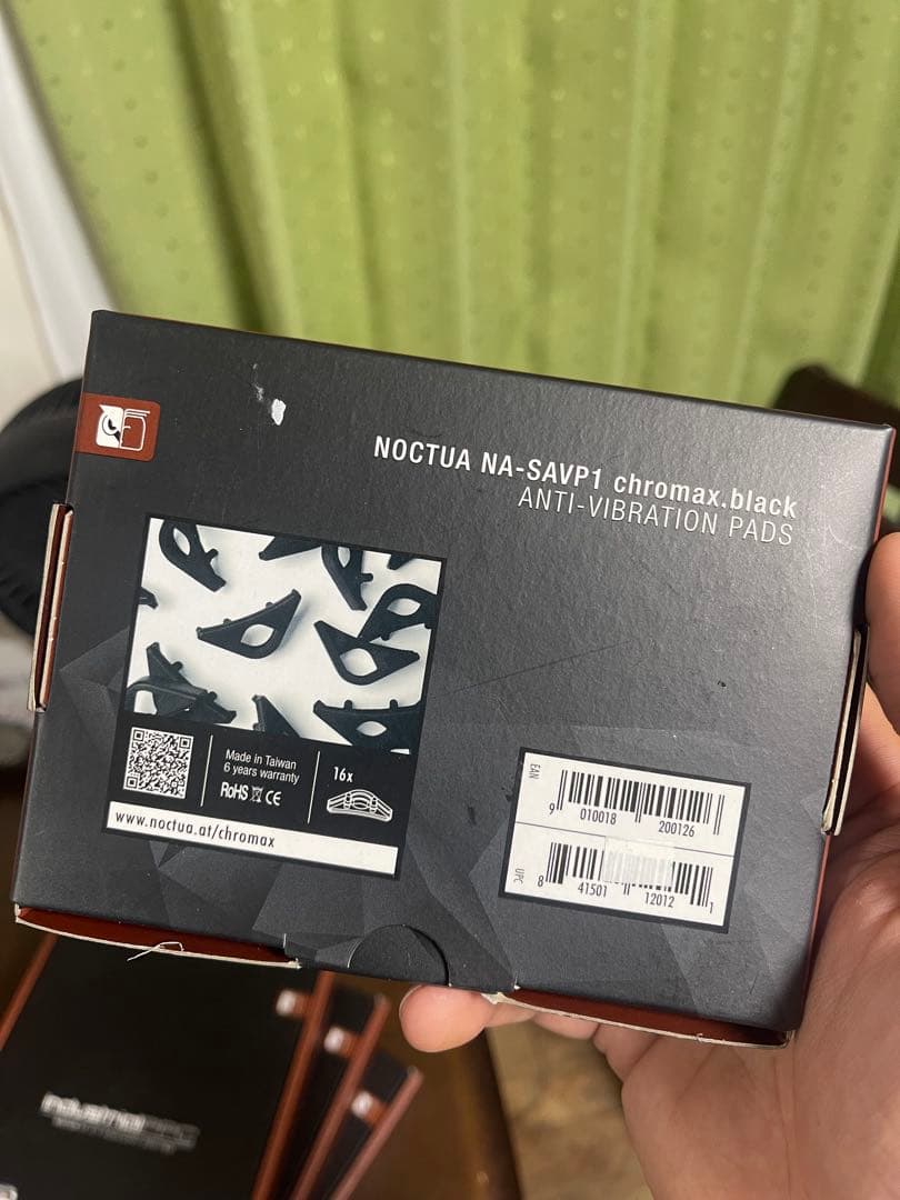 Noctua NF-A14 3000 PWM 3個セット + 黒防振パッド