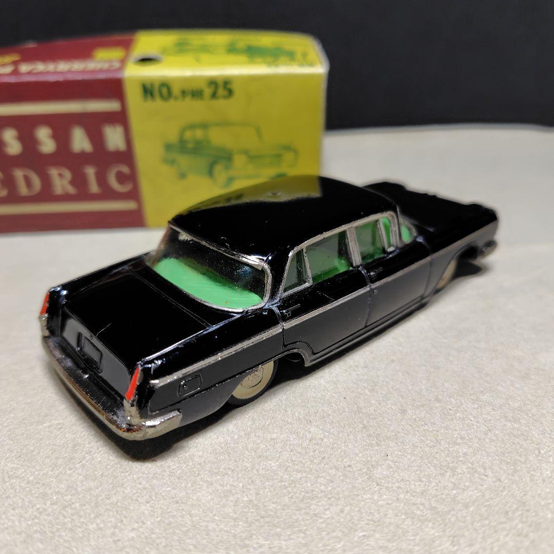 大盛屋 ニッサン・セドリック （箱はリプロ）