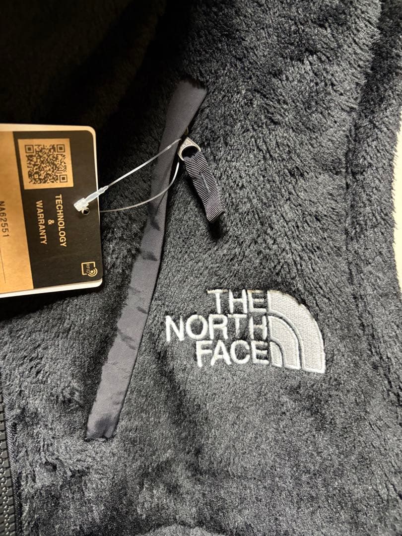 最終価格　新品未使用品　タグ付き　ノースフェイス　バーサロフト　ベスト