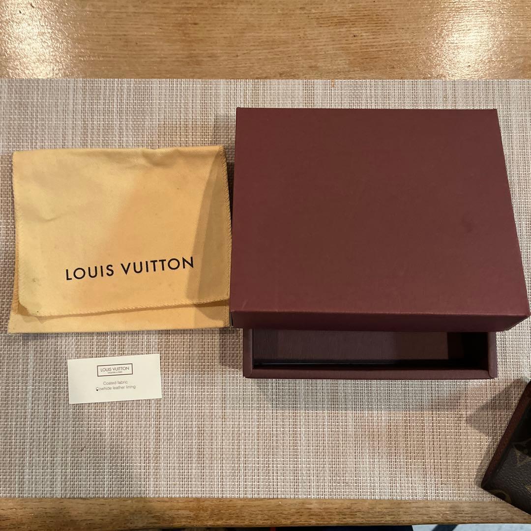 ルイヴィトン　名刺入れ